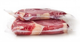 Плюсы и минусы хранения мяса в  вакуумной упаковке